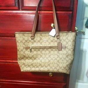 Coach tote NWT
